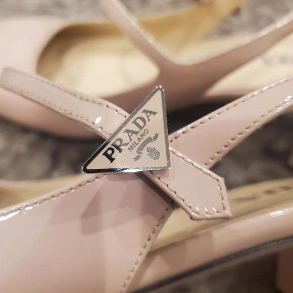 Prada Cipria Nude Patent Leather Mary Jane Slingback Pumps 39 - Picture 10 of 12